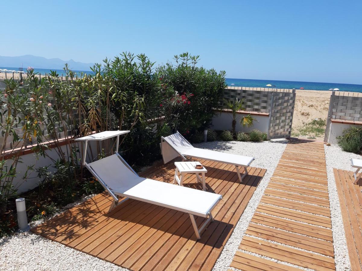 Doride Appartamento Sulla Spiaggia 발레스트라테 외부 사진